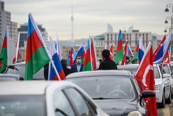 Автопробег, посвященный освобождению Кельбаджара в Баку - Sputnik Азербайджан