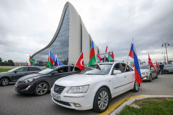Автопробег, посвященный освобождению Кельбаджара в Баку  - Sputnik Азербайджан