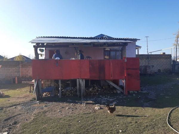 Минтруда Азербайджана обещало построить дом раненому солдату из Габалы Минтруда Азербайджана обещало построить дом раненому солдату из Габалы - Sputnik Азербайджан