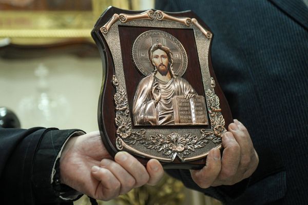 Православную икону, найденную в Гадруте, передали в храм Русской церкви в Баку - Sputnik Азербайджан