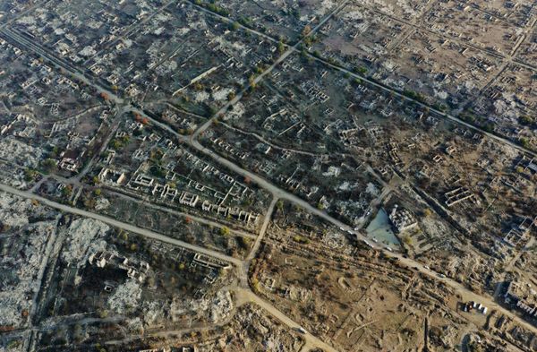 Dağıdılmış Ağdam şəhərinə mənzərə - Sputnik Азербайджан