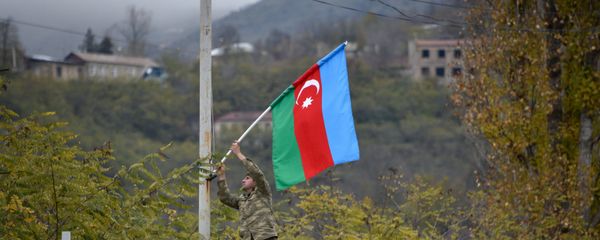 Азербайджанские военные в Лачинском районе, фото из архива - Sputnik Азербайджан