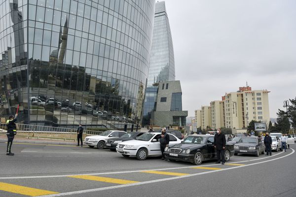Şəhidlərin xatirəsi bir dəqiqəlik sükutla yad edildi - Sputnik Азербайджан