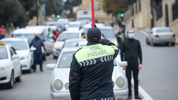 Şəhidlərin xatirəsi bir dəqiqəlik sükutla yad edildi - Sputnik Азербайджан