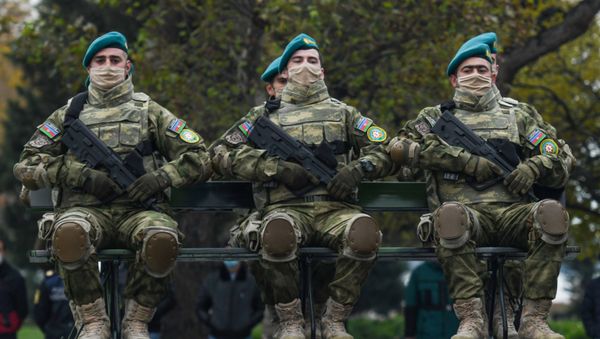 Подготовка к параду в Баку - Sputnik Азербайджан
