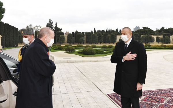 Церемония официальной встречи Президента Турецкой Республики Реджепа Тайипа Эрдогана, прибывшего с официальным визитом в Азербайджан - Sputnik Азербайджан