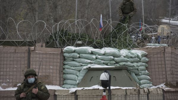Блокпост российских миротворцев на въезде в город Шуша, фото из архива - Sputnik Азербайджан