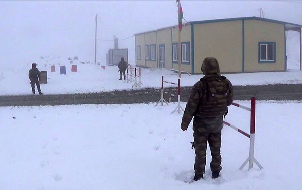 Мероприятия по улучшению обеспечения подразделений ВС Азербайджана - Sputnik Азербайджан