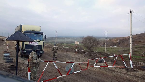 Военная полиция обеспечивает безопасность на освобожденных территориях - Sputnik Азербайджан