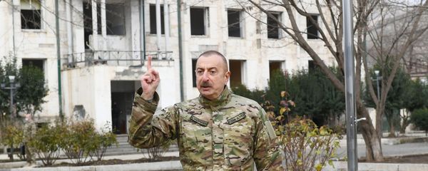 Президент Ильхам Алиев в Губадлинском и Зангиланском районах - Sputnik Азербайджан