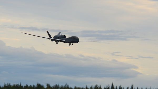 Американский стратегический разведывательный БПЛА, архивное фото - Sputnik Азербайджан