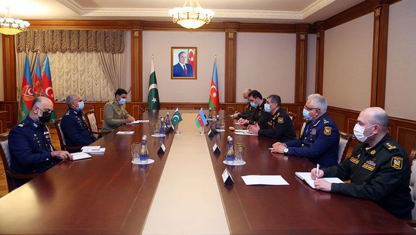 Azərbaycan ilə Pakistan arasında hərbi əlaqələrin genişləndirilməsi məsələləri müzakirə olunub - Sputnik Азербайджан