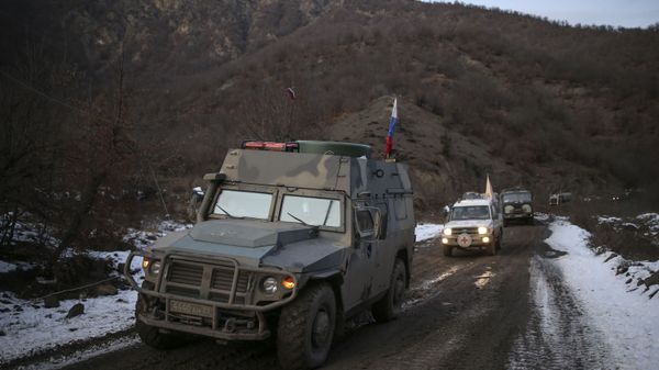 Российские миротворцы в Карабахе, фото из архива - Sputnik Азербайджан