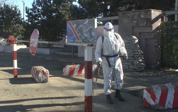 Дезинфекция объектов российского миротворческого контингента в Карабахе - Sputnik Азербайджан