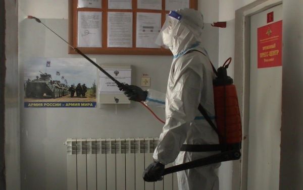 Дезинфекция объектов российского миротворческого контингента в Карабахе - Sputnik Азербайджан