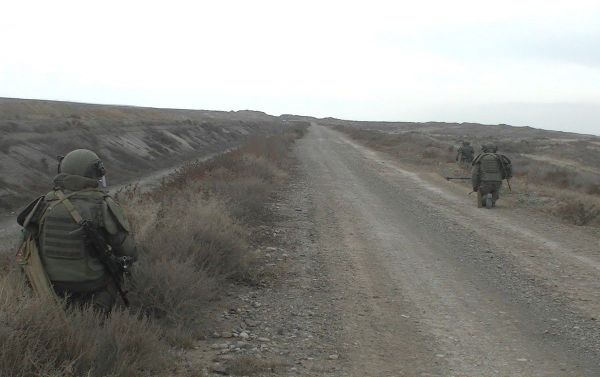 Разминирование окрестностей Агдере российскими миротворцами Разминирование окрестностей Агдере российскими миротворцами - Sputnik Азербайджан
