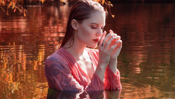 Снимок Water Spirit фотографа Sean P Jones, победивший в категории Portrait конкурса 2nd Life in Another Light Photo Contest - Sputnik Азербайджан