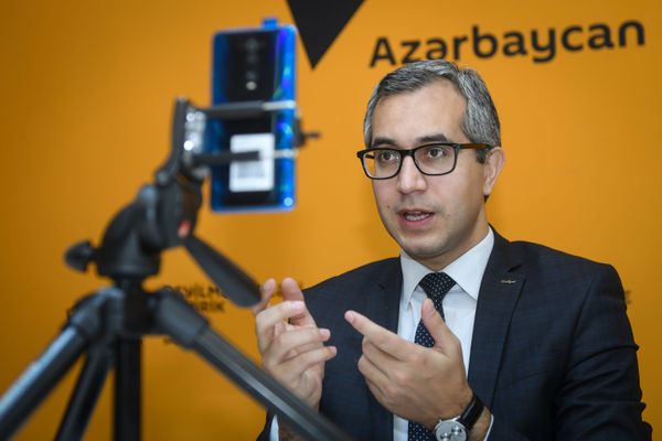 Эксперт по образованию Кямран Асадов - Sputnik Азербайджан