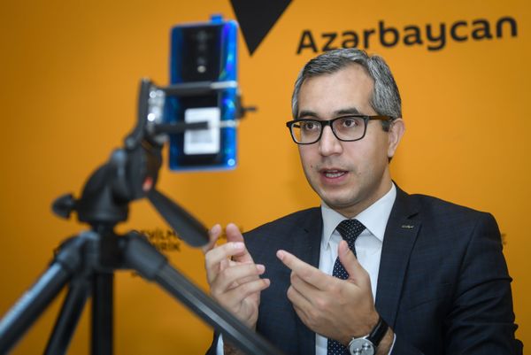 Эксперт по образованию Кямран Асадов - Sputnik Азербайджан