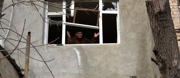 Что происходит на месте взрыва дома в Хырдалане - Sputnik Азербайджан