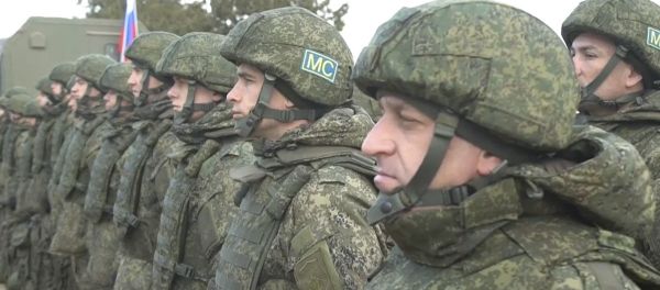 Российские военнослужащие приступили к совершению марша в район развертывания совместного российско-турецкого - Sputnik Азербайджан