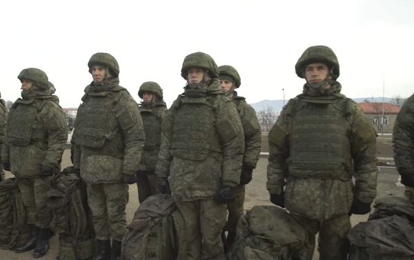 Российские военнослужащие приступили к совершению марша в район развертывания совместного российско-турецкого - Sputnik Азербайджан