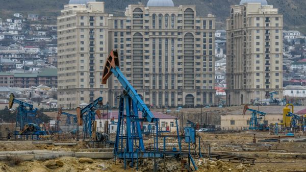 Нефтяные насосы в Баку, фото из архива - Sputnik Азербайджан