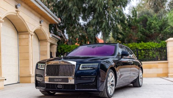 Совершенство в простоте: в Баку представили новый Rolls-Royce Ghost - Sputnik Азербайджан
