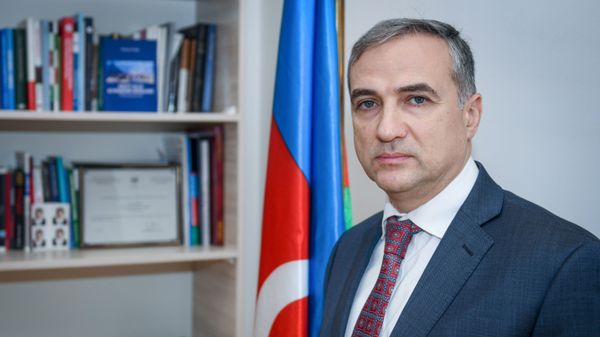 Председатель Центра анализа международных отношений Фарид Шафиев - Sputnik Азербайджан