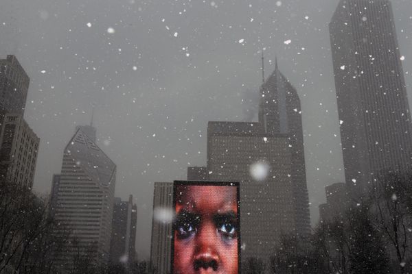Видео-скульптура Crown Fountain в парке Millennium в Чикаго - Sputnik Азербайджан
