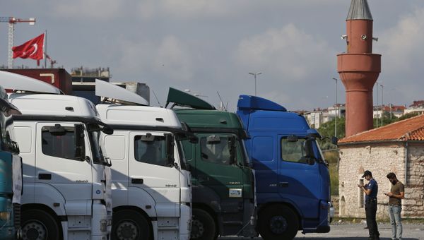 Турецкие грузовые автомобили, фото из архива - Sputnik Азербайджан