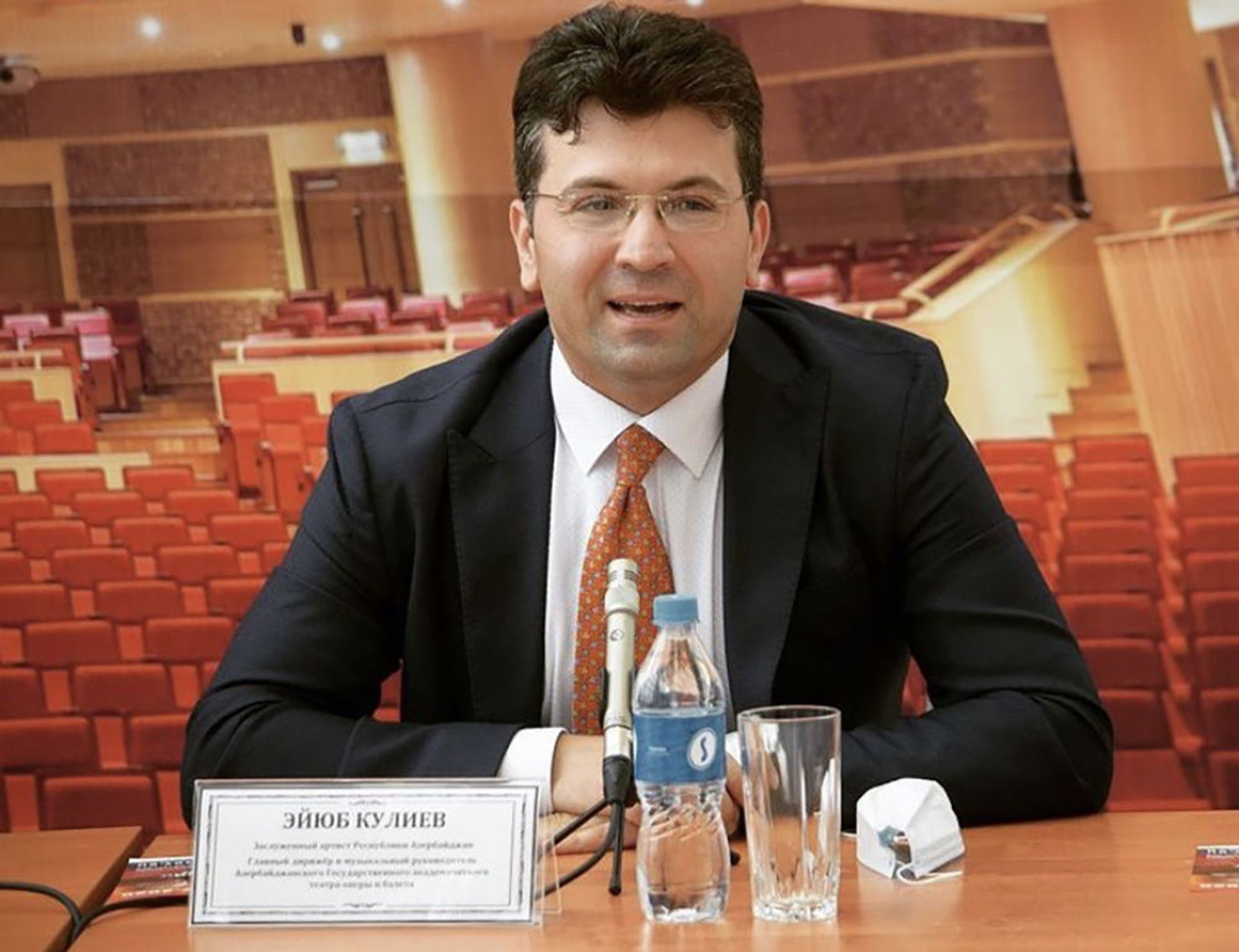 Дирижер из Азербайджана стал официальным партнером инициативы Опера за мир - Sputnik Азербайджан, 1920, 22.02.2021
