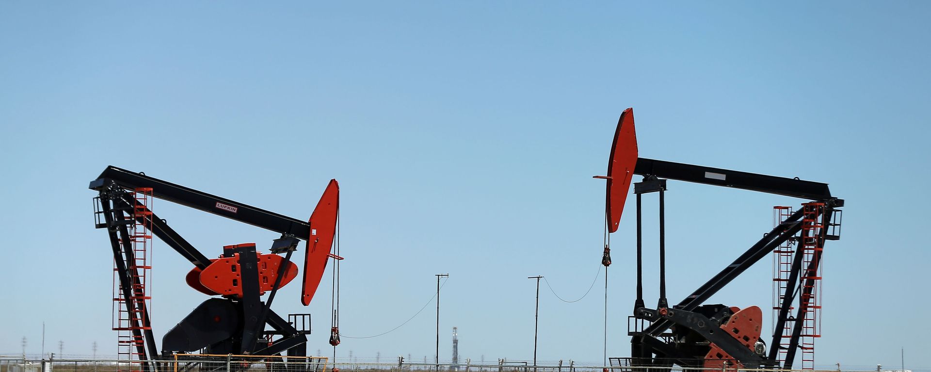 Нефтяная качалка, фото из архива - Sputnik Азербайджан, 1920, 17.11.2021