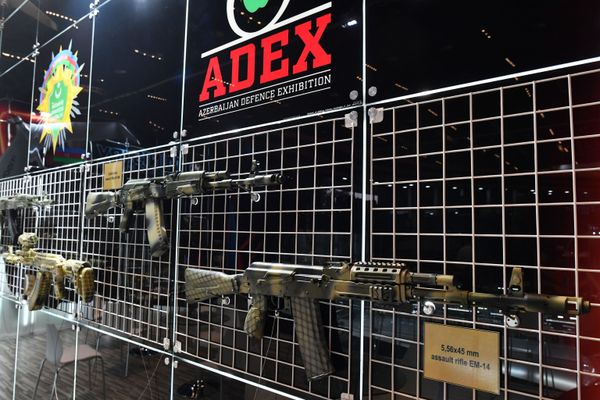 Выставка оборонной промышленности IDEX-2021 в Абу-Даби - Sputnik Азербайджан