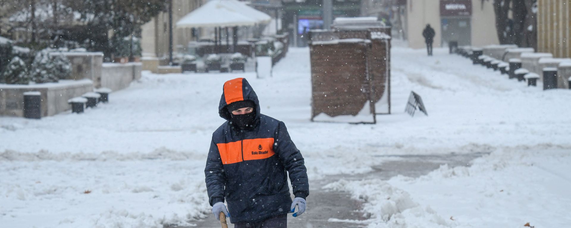 Bakıda qar, 24 fevral 2021-ci il Bakıda qar, 24 fevral 2021-ci il - Sputnik Азербайджан, 1920, 27.02.2021