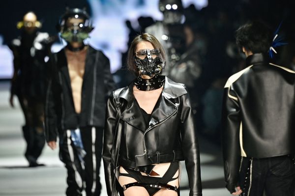 Показ мод на Taipei Fashion Week Autumn/Winter 2021 в Тайване - Sputnik Азербайджан