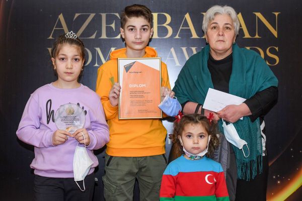 Azerbaijan Woman Awards mükafatlandırma mərasimi  - Sputnik Азербайджан