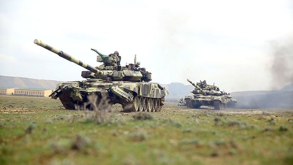 Привлеченные к учениям войска выдвигаются в районы оперативного предназначения - Sputnik Азербайджан