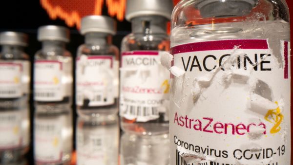 Вакцина AstraZeneca, фото из архива  - Sputnik Азербайджан