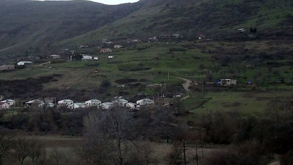 Yuxarı Güzlək kəndində - Sputnik Азербайджан