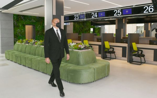 Президент Азербайджана Ильхам Алиев принял участие в церемонии открытия Центра DOST номер 4  - Sputnik Азербайджан