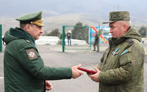Визит замминистра обороны РФ Дмитрия Булгакова в Карабах - Sputnik Азербайджан
