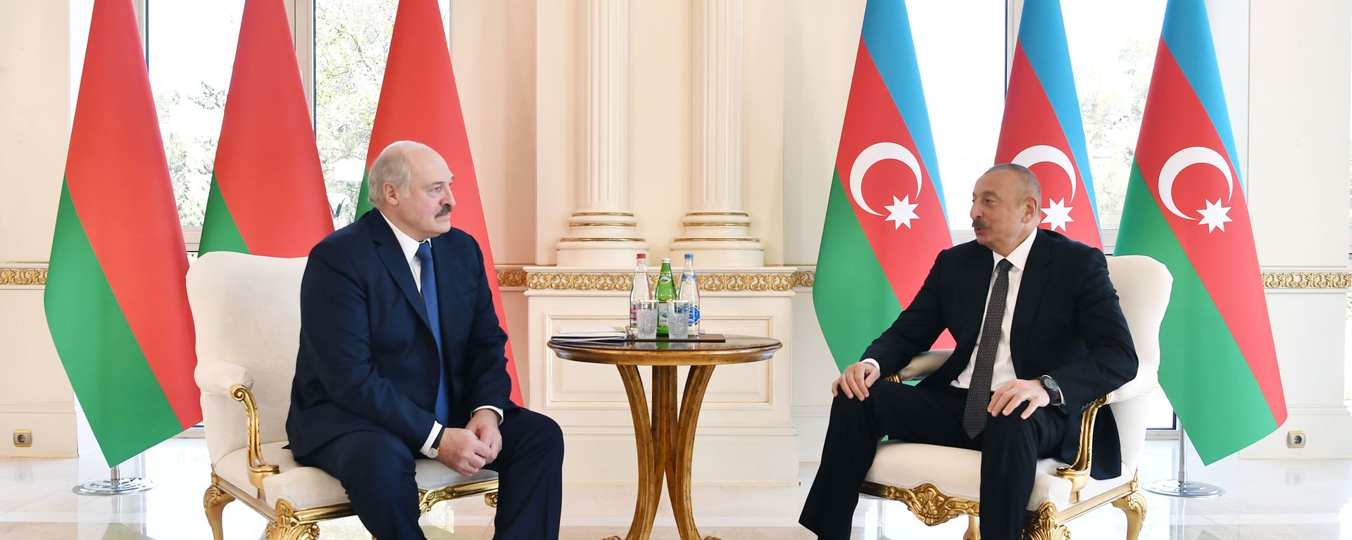 Встреча Президента Азербайджанской Республики Ильхама Алиева с находящимся с рабочим визитом в нашей стране Президентом Республики Беларусь Александром Лукашенко - Sputnik Азербайджан, 1920, 14.04.2021
