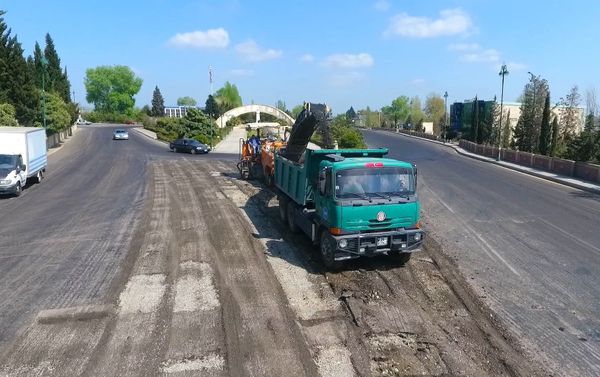 Реконструкцию дорожной инфраструктуры в Тертере Реконструкцию дорожной инфраструктуры в Тертере - Sputnik Азербайджан