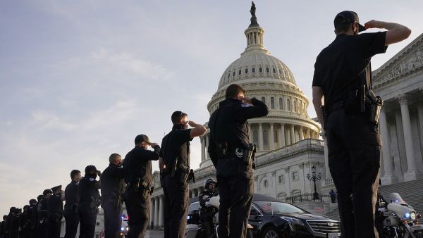 Перед капитолием США - Sputnik Азербайджан