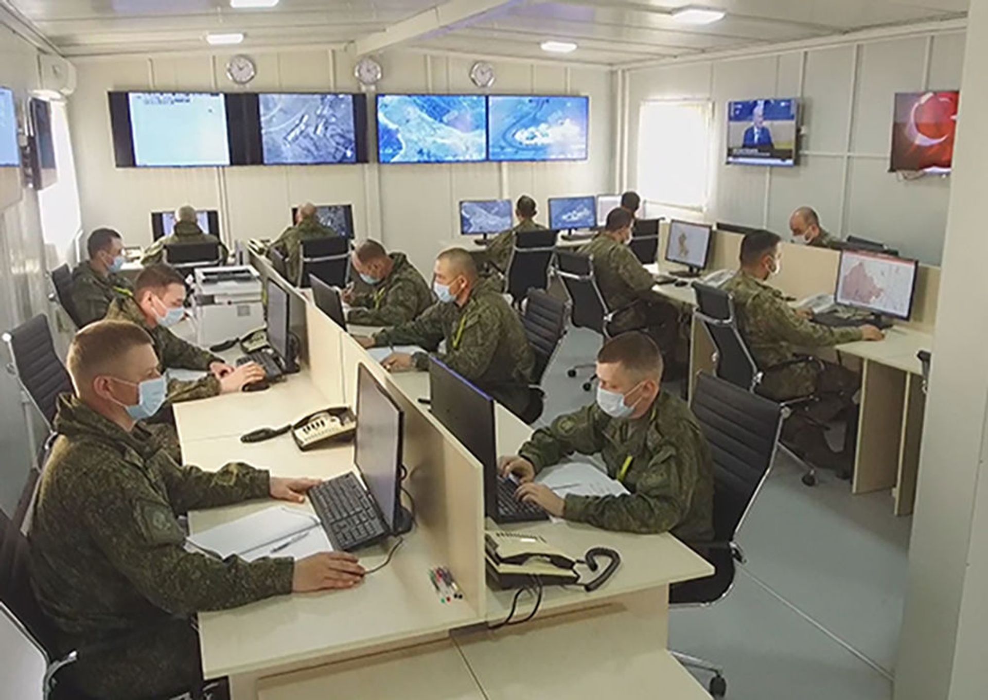 Мониторинговый центр следит за обстановкой в Карабахе - фото - Sputnik Азербайджан, 1920, 21.04.2021