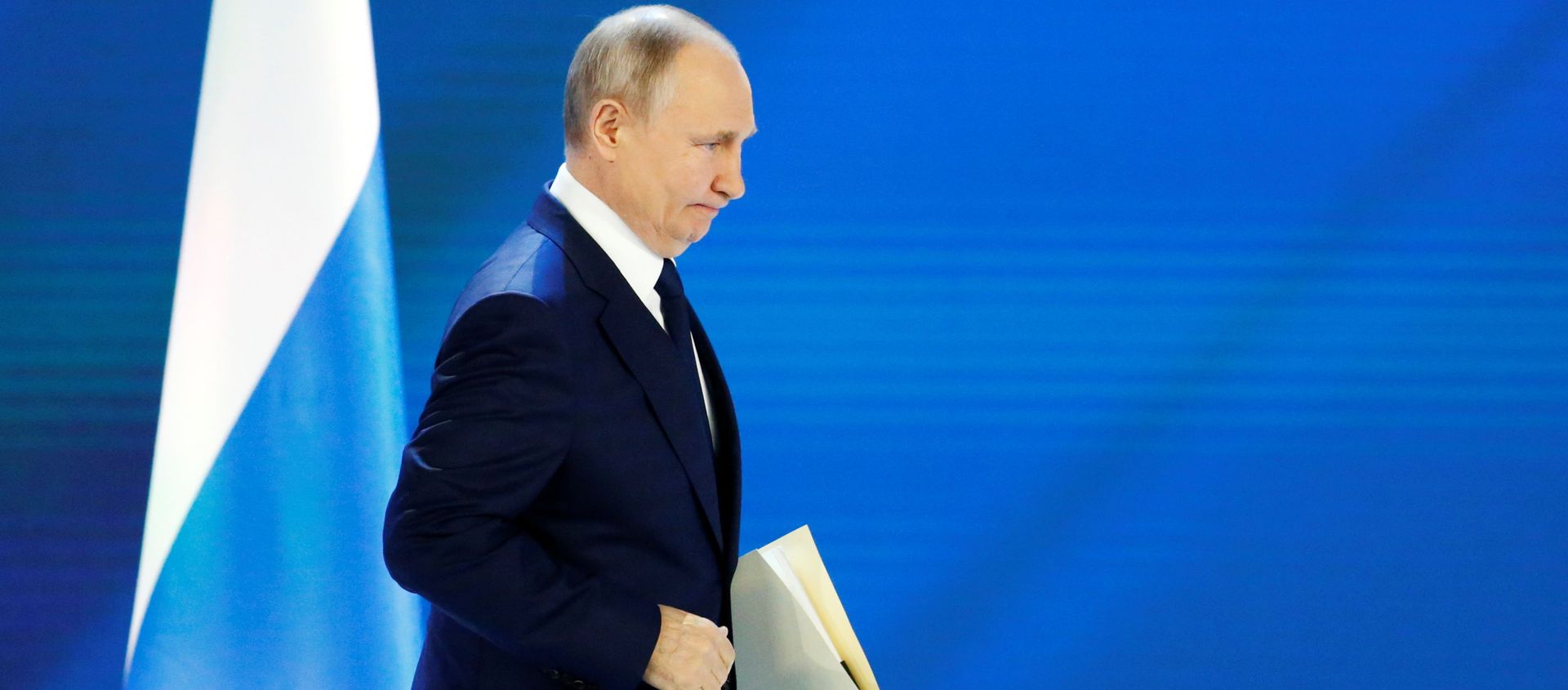 Президент РФ Владимир Путин выступает с ежегодным посланием Федеральному Собранию Президент РФ Владимир Путин выступает с ежегодным посланием Федеральному Собранию - Sputnik Азербайджан, 1920, 23.04.2021
