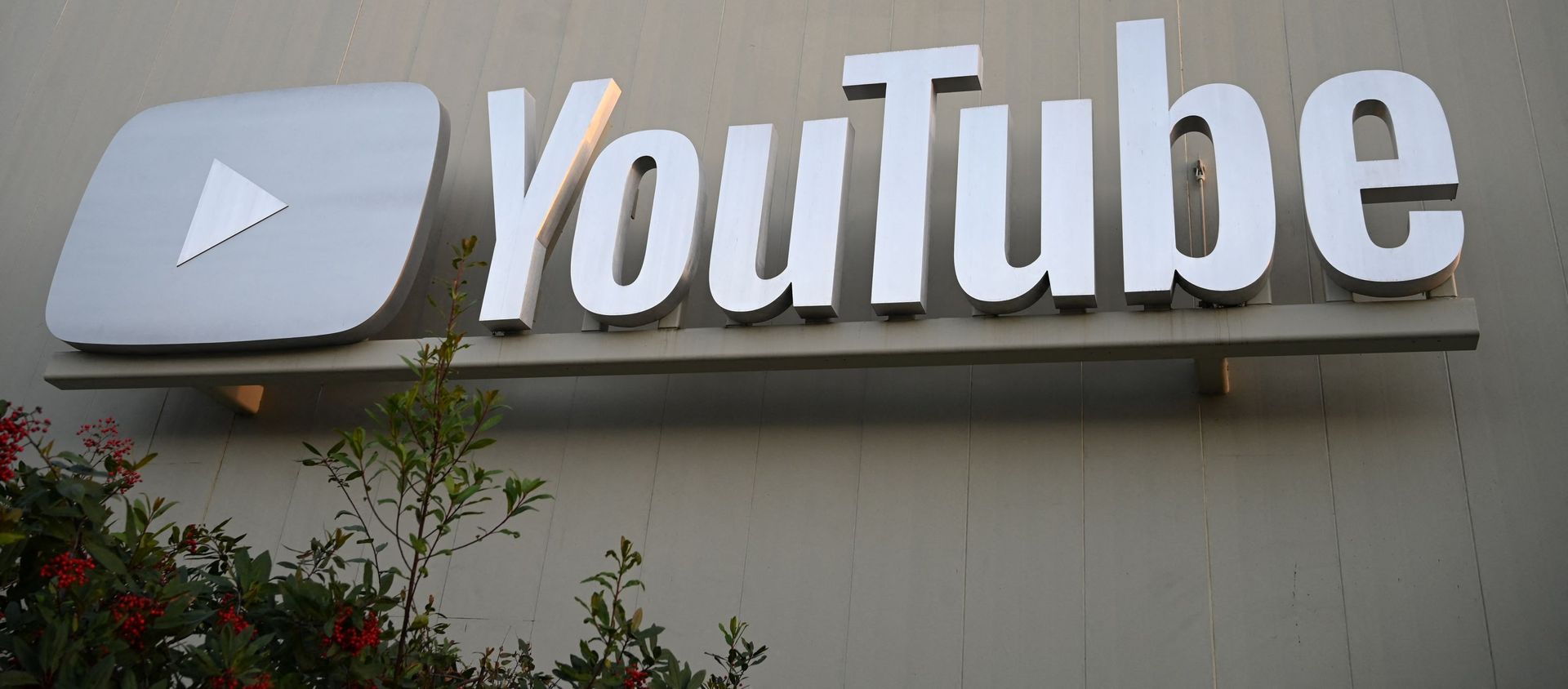 Офис YouTube в Лос-Анжелесе - Sputnik Азербайджан, 1920, 24.04.2021