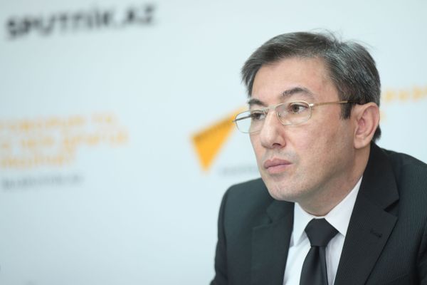 Руководитель клуба политологов Южный Кавказ Ильгар Велизаде - Sputnik Азербайджан