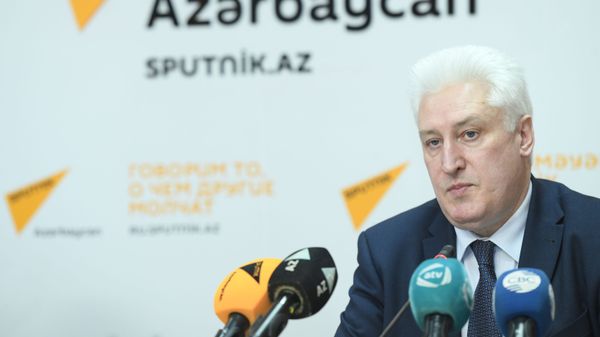 Главный редактор журнала Национальная оборона Игорь Коротченко - Sputnik Азербайджан
